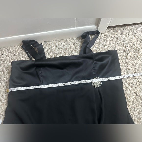 Alfred Angelo Black Dress with Elegant Detail size 10 - Picture 5 of 5